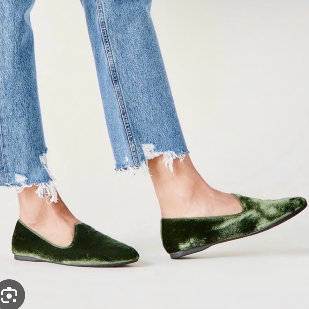 EUC BIRDIES Green Velvet Women's Shoes